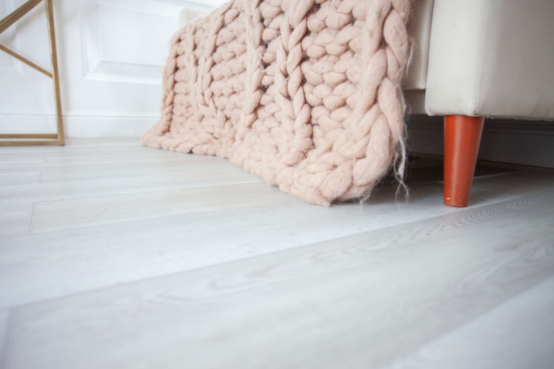 SPC ламинат «Damy Floor» Дуб Зимний (1220*180*4 мм) — купить в Орске