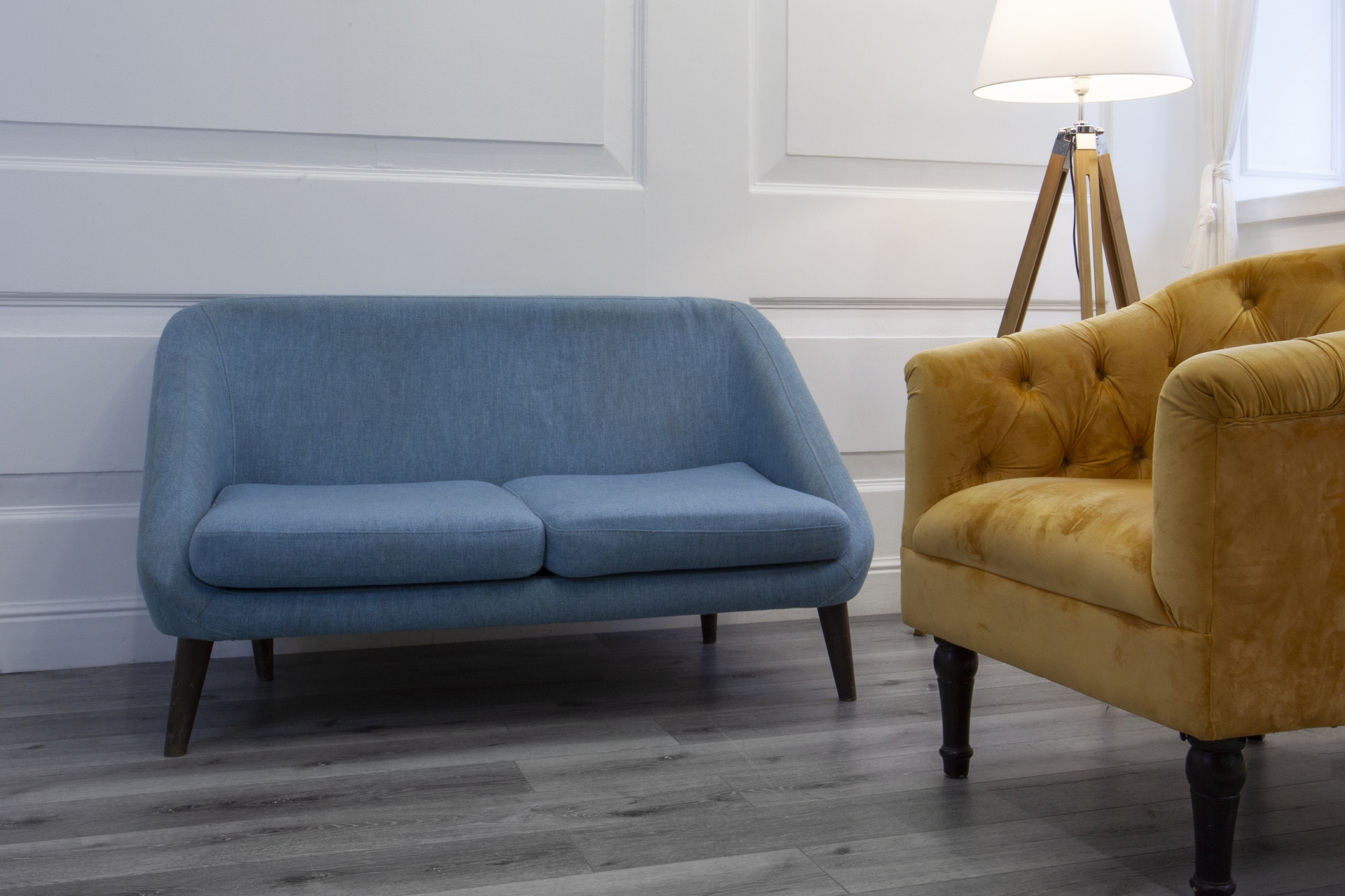 Усовершенствованная кварц-виниловая плитка «Damy Floor» Дуб Сильвер (1227*187*2,5 мм) — купить в Орске