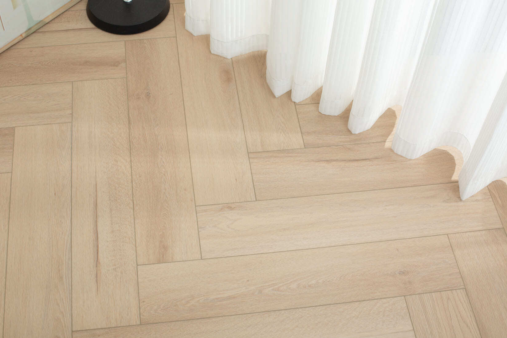 Плитка SPC "OneFloor" 3032 А,В  ЁЛКА (640*128*4 мм) — купить в Орске