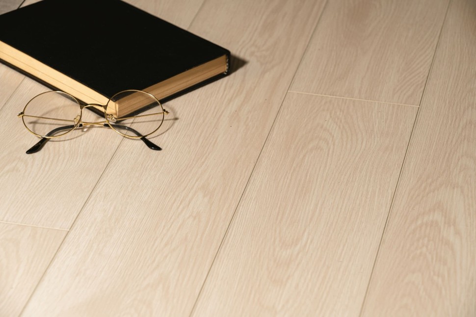 Виниловый ламинат "Bonkeel" Style Дуб Фокси (1200*125*4 мм) — купить в Орске