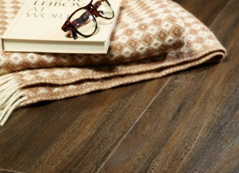 Линолеум бытовой "IVC" Woodlike Edgewood W48 (3м) — купить в Орске