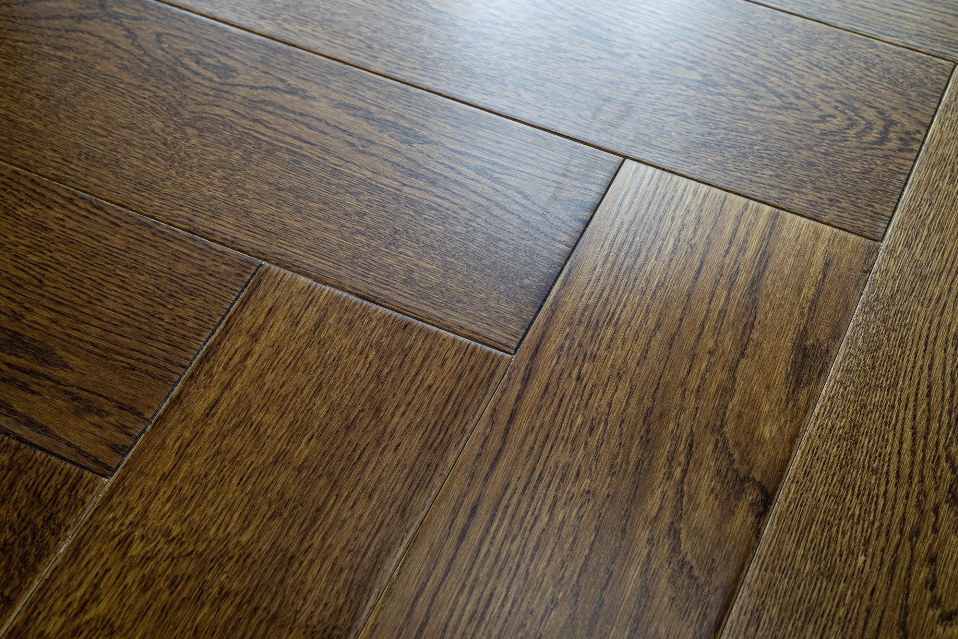 Инженерный паркет «Damy Floor» Ореховый (укладка елочкой) — купить в Орске