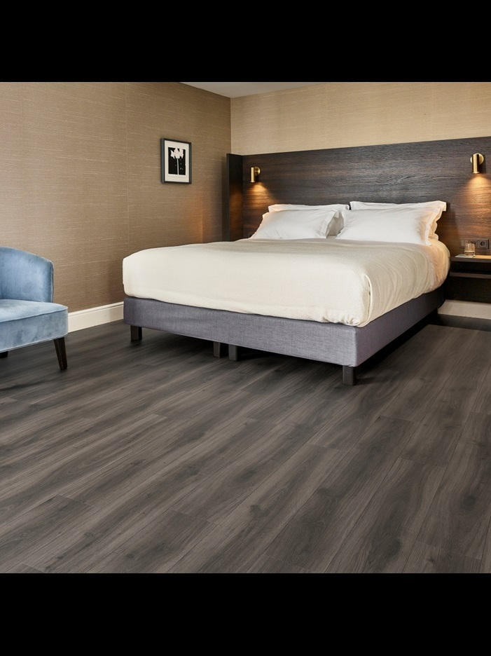 Замковая ПВХ плитка Tradition Oak 890 (1251*189*5 мм) — купить в Орске