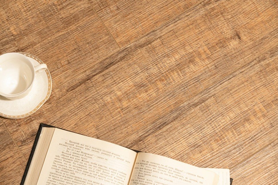 Виниловый ламинат "Bonkeel" Style Дуб Махо (1200*125*4 мм) — купить в Орске