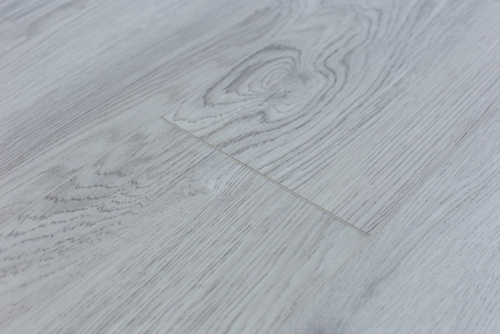 Замковая ПВХ плитка "Art Tile" Ясень Эдмонтон (1220*152*5 мм) — купить в Орске