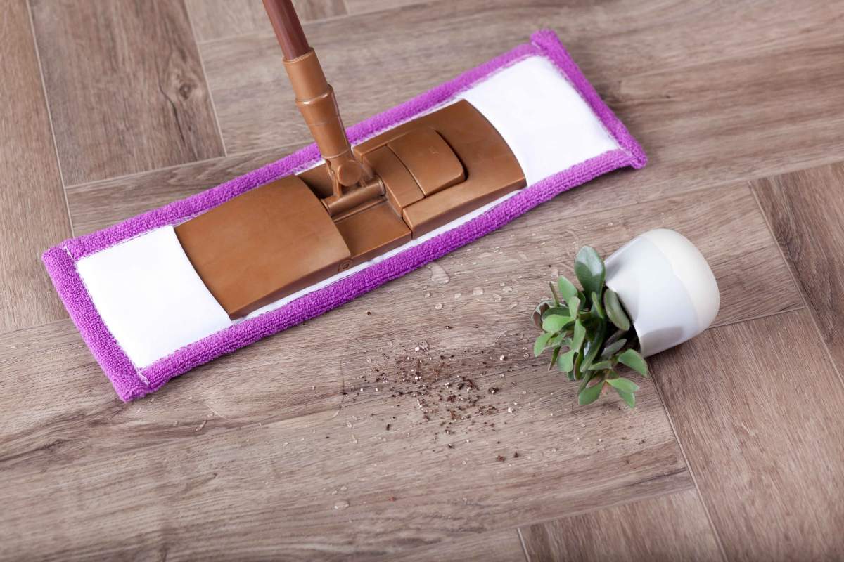 Замковая ПВХ плитка "Aberhof" Carmelita 1862 (615*123*5 мм) — купить в Орске