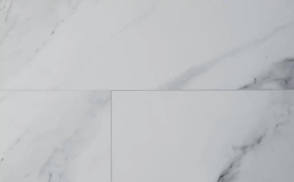 Виниловые полы "FirmFit" Tiles Мрамор Калакатта XT-4000 (600*300*5 мм) — купить в Орске