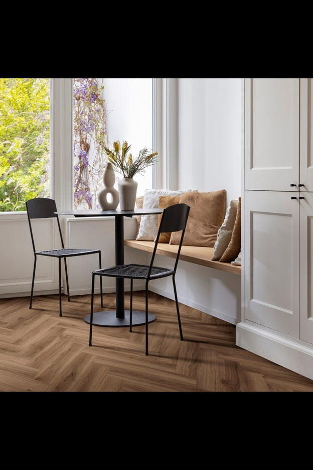 Замковая ПВХ плитка Classic Oak 24844 (630*126*6 мм) — купить в Орске