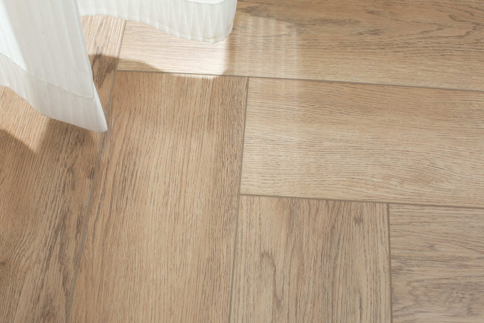 Плитка SPC "OneFloor" 3028 А,В  ЁЛКА (640*128*4 мм) — купить в Орске