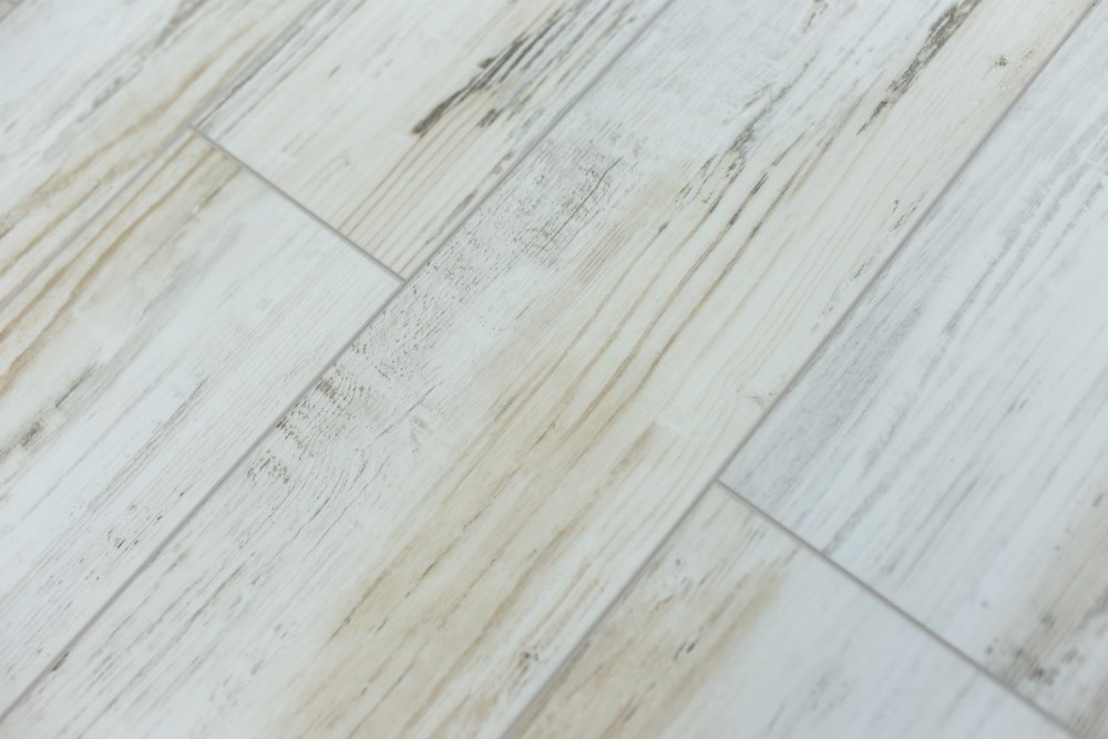 Замковая ПВХ плитка "Art Tile" Берёза Прованс (1220*152*5 мм) — купить в Орске